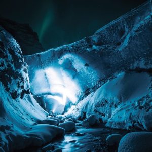 LA GROTTA DI GHIACCIO PIU’ GRANDE DEL MONDO