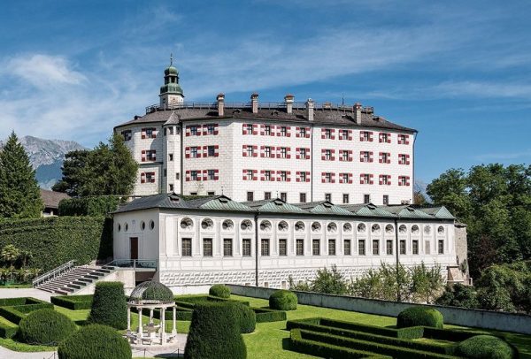 IL CASTELLO DI AMBRAS E INNSBRUCK
